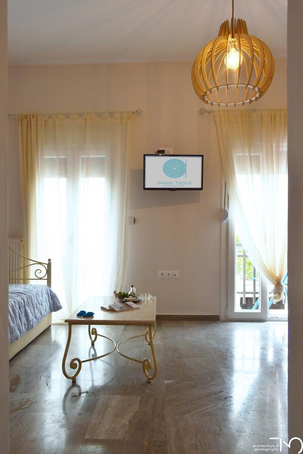 Ariadne & Theseus Apartments Naxos City Buitenkant foto
